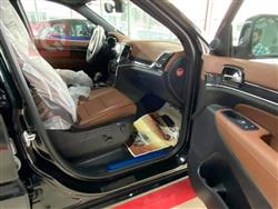 جیپ گراند شیرۆکی